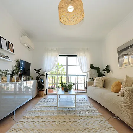 B95 - Casa Melo In Da * Senhora da Luz