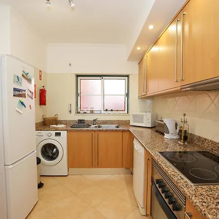 B95 - Casa Melo In Da Senhora da Luz